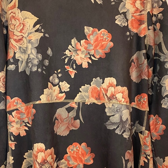 Chic Floral Open Front Jacket - Picture 8 of 13